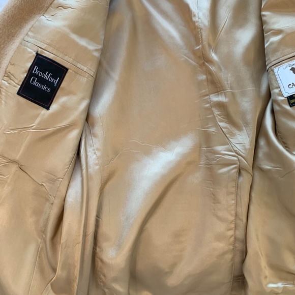 Vintage Camel Blazer with button detail - Picture 6 of 6